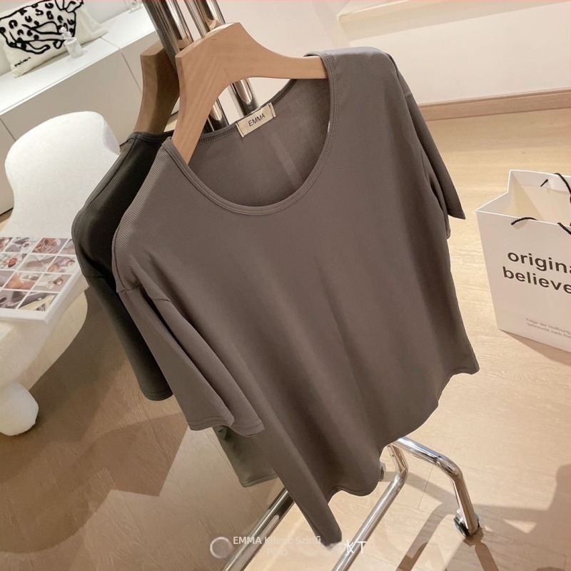 Emma Ice Silk póló, laza szabás, kerek nyak, rövid ujjú, egyszínű, kilenc színben
