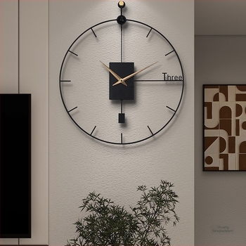 Nappali szobára való falióra, analóg mutatóval, Sun movement mechanizmus, elemmel működő, fém ház, fém számlap