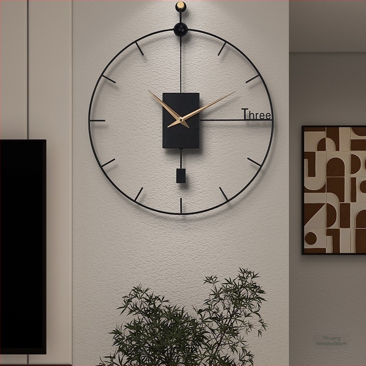 Nappali szobára való falióra, analóg mutatóval, Sun movement mechanizmus, elemmel működő, fém ház, fém számlap