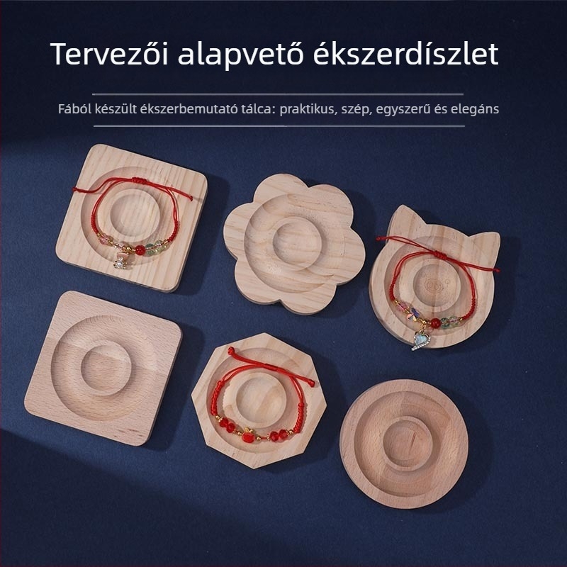 Egyszemélyes tömörfa ékszer kiállító állvány, pig-cat alakú, gravírozás, márka Boting