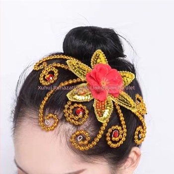 Fejfedő strasszokkal négyzetes tánc — anyag: műanyag/rezin, nemzeti stílus, szív minta, testreszabható