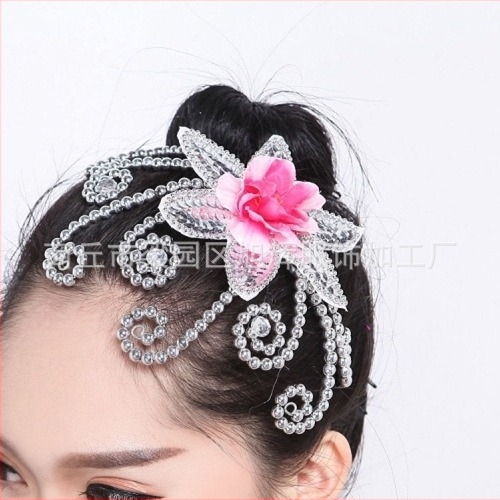 Fejfedő strasszokkal négyzetes tánc — anyag: műanyag/rezin, nemzeti stílus, szív minta, testreszabható