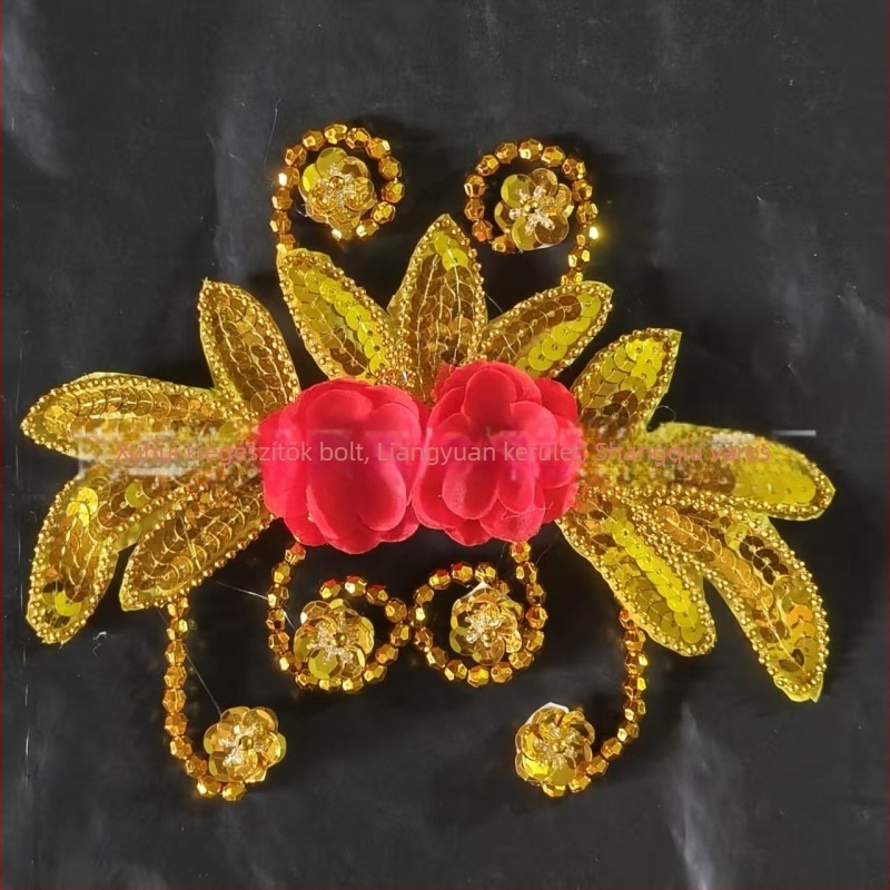 Fejfedő strasszokkal négyzetes tánc — anyag: műanyag/rezin, nemzeti stílus, szív minta, testreszabható