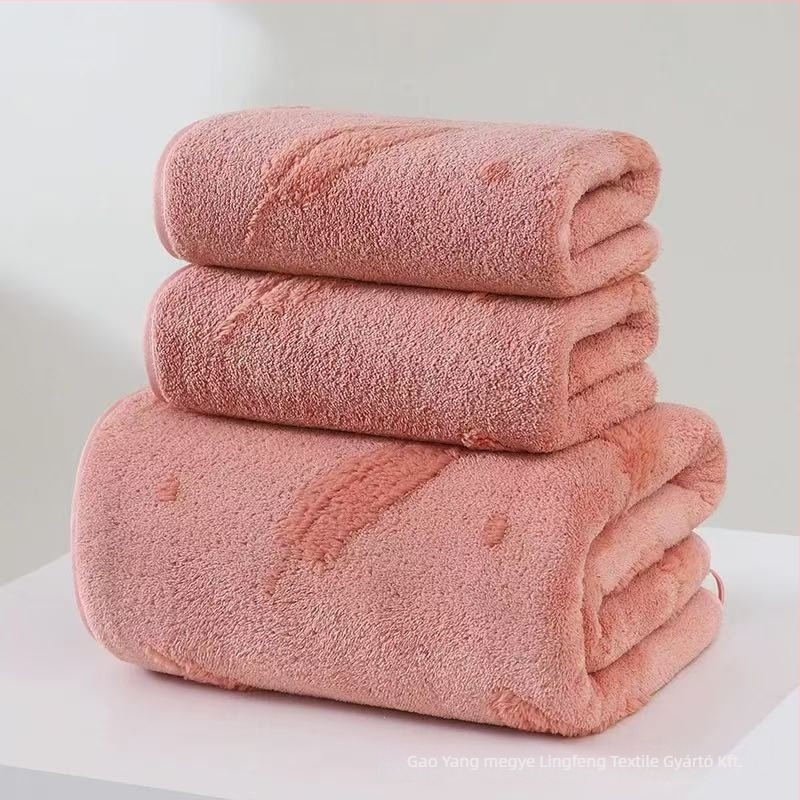 Jacquard fürdő- és arctörölköző szív és toll mintával, korall fleece, 150D, 50–80 g