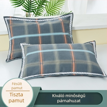 Pamut párnahuzat nyomtatott csipkével, 35×55 cm, világos kockás minta