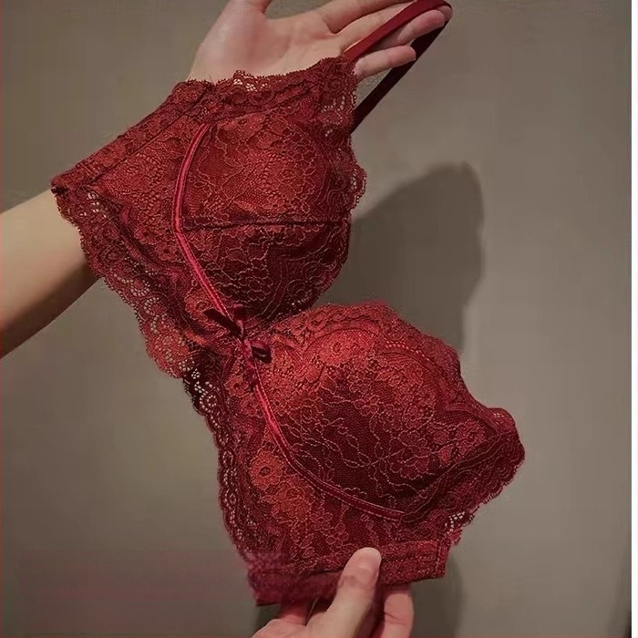 3/4 kosár latex formázott melltartó, csipkés nylon főanyaggal, légáteresztő és Push-Up, hátul három sor kapoccsal záródó