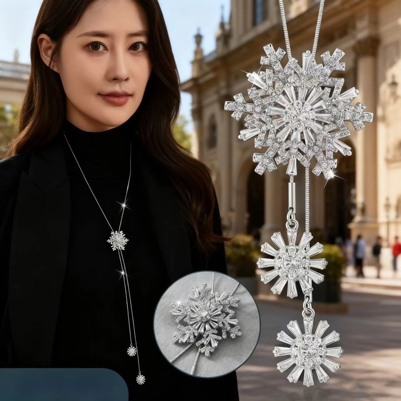 Titánacélból készült nyaklánc elektroplórozott felülettel, pulóver-stílusú lánccal, medál cink ötvözetből, forma: virág / U-alakú / más, nőknek