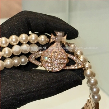 Empress Pearl óra - Svájci ETA quartz mozgás, naptár, 30 m vízállóság, zafír kristály, háromréteg gyöngy karkötő