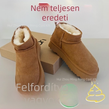 Női havas csizma szőrme felsőrésszel, juhgyapjú bélés és talpbetét, vastag talp, alacsony szár, tél 2025