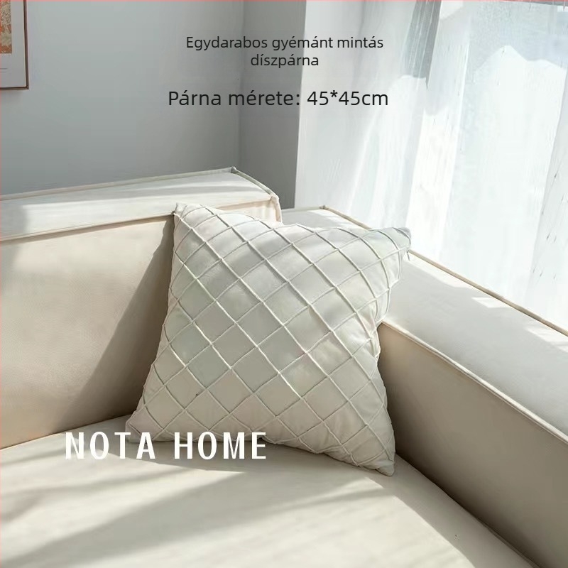 Nordic stílusú párnahuzat csíkos-geometriai mintával, vászon külső, poliészter töltet