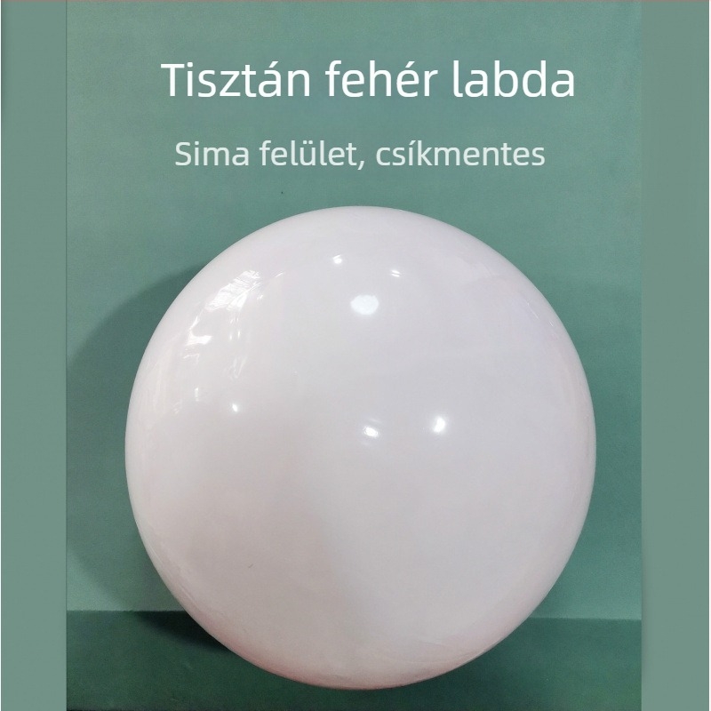 Tiszta fehér, matt felületű felfújható jóga labda, dekorációhoz és fotózáshoz