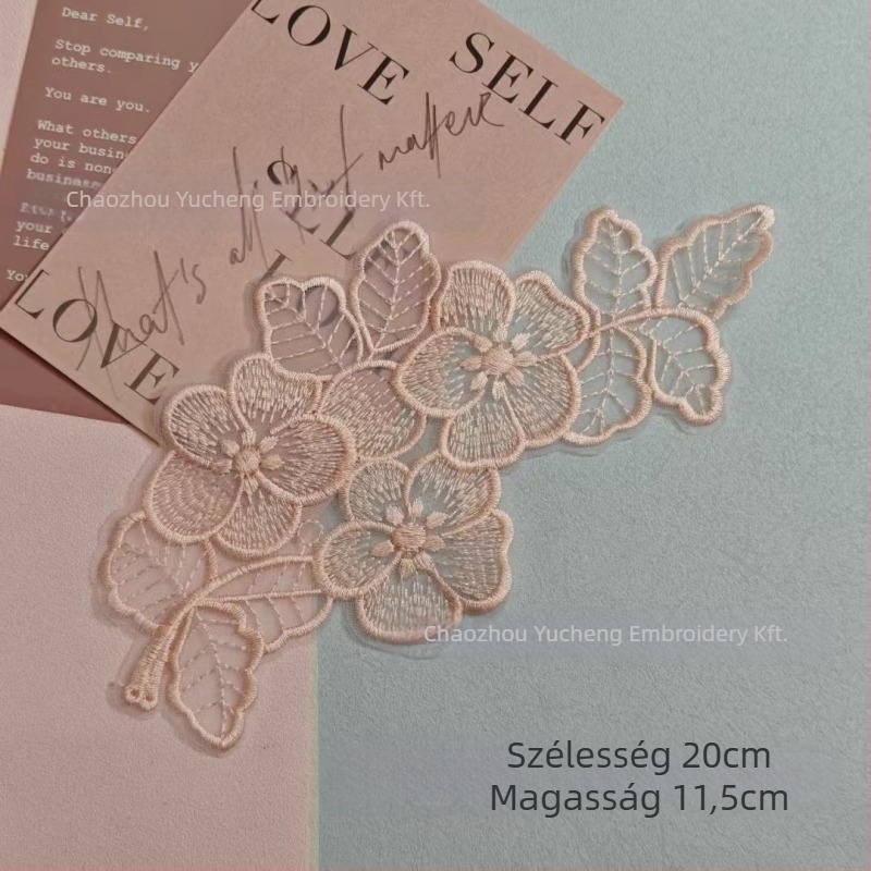 Organza anyagú hímzett csipkés applikáció ruházathoz — Anyag: organza; Alkalmazás: ruházat; Márka: Yu Cheng embroidery