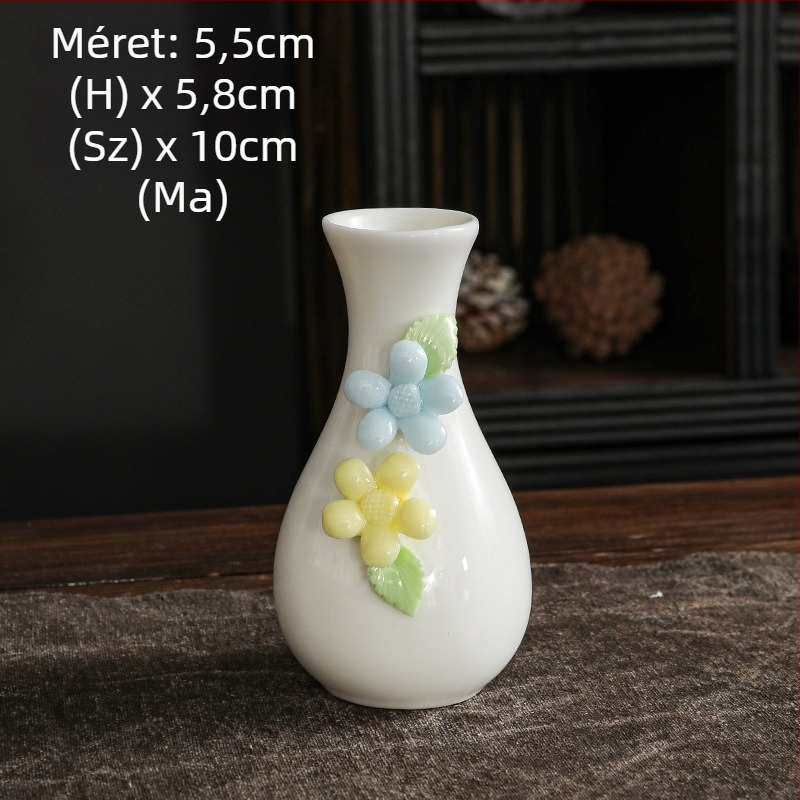 Kézzel készített porcelán váza pinch-pot technikával