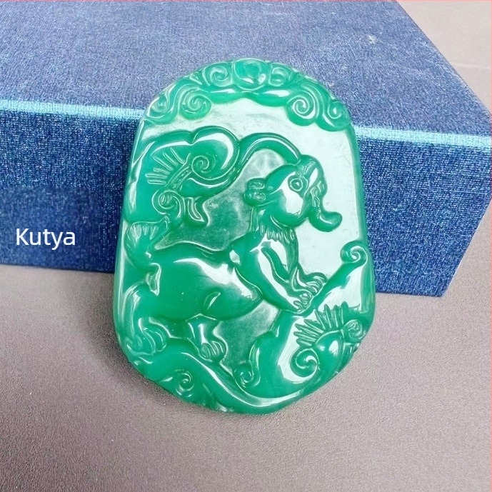 Állat alakú chalcedon achát függő dísz, gravírozva és polírozva, modern minimál stílus, tizenkét zodiákus jel