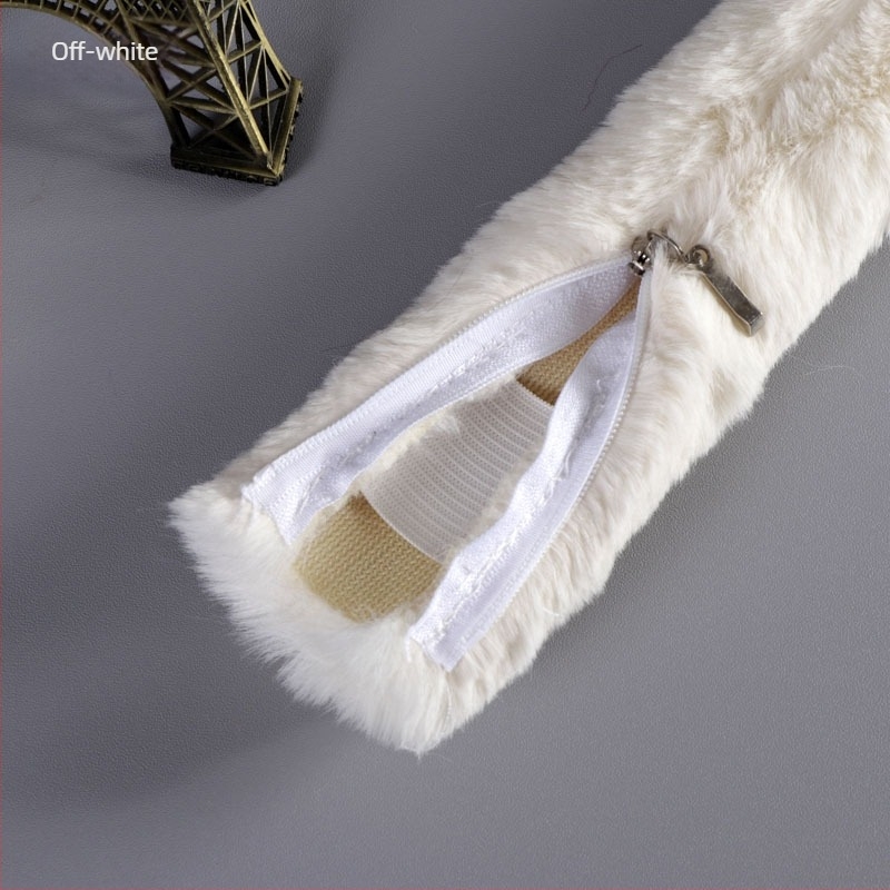 Plüss kézitáska pánt műbőrhatású, cipzárral és fém lánccal, vállon vagy crossbody stílusban