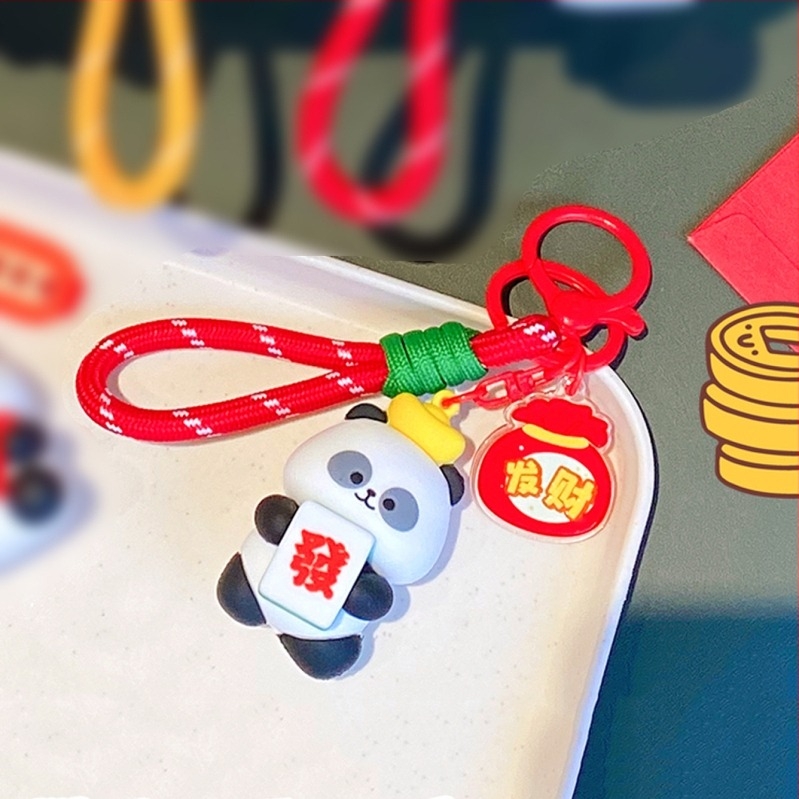 Újévi Panda kulcstartó, modern művészet stílus, anyag: ragasztó, egyenként csomagolt ajándék