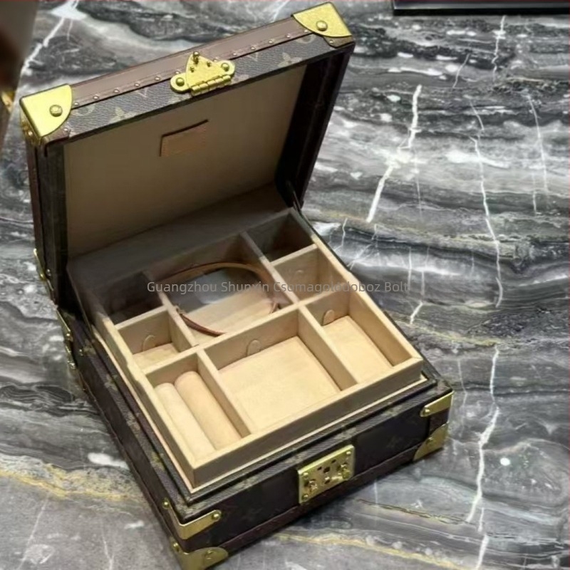 Presbyopiás óratartó doboz, többfunkciós ékszerdoboz, luxus kemény doboz, L család doboza — Anyag: kortikális; Modell: Doboz; Csomagolás típusa: Csomagolódoboz; Használat: ékszerek csomagolása