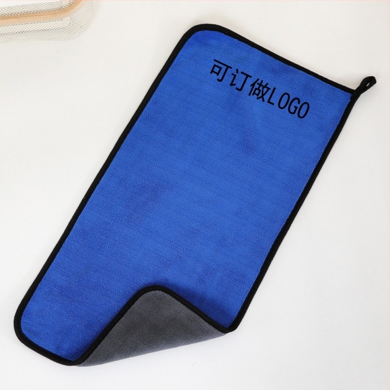 Koral fleece anyagú autó kendő, kétoldalas, vastag szövés, 500–600 g, hajtásos varrás és velúr befejezés