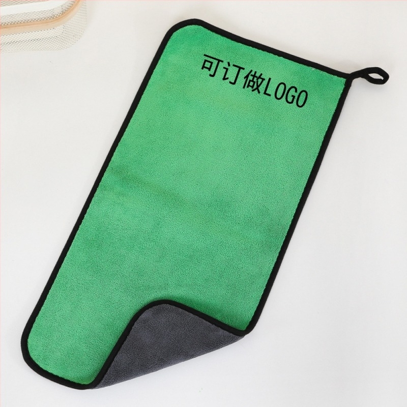 Koral fleece anyagú autó kendő, kétoldalas, vastag szövés, 500–600 g, hajtásos varrás és velúr befejezés