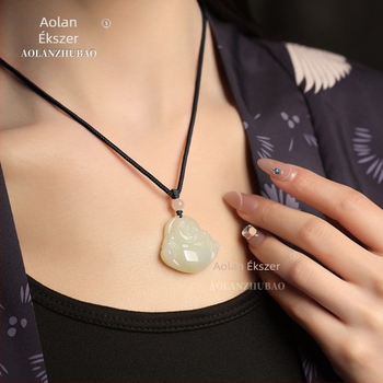 Hetian jade Maitreya Buddha medálos nyaklánc, kézzel készített, etnikus stílus, eredet: Lianyungang