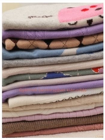 Megfelelő gyerekek számára kasmír pulóver, vast kötés, kerek nyakú, hosszú ujjú, csíkos/rajzfilm/absztraktus mintázat, puha fleeces felület, enzimes mosás, koreai stílus, 3–8 éveseknek, 100% kasmír.