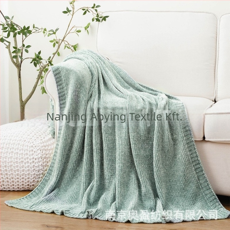 Chenille pléd kanapéhoz, poliészter, vastag kötés, egyszínű, 860–910 g, testreszabható