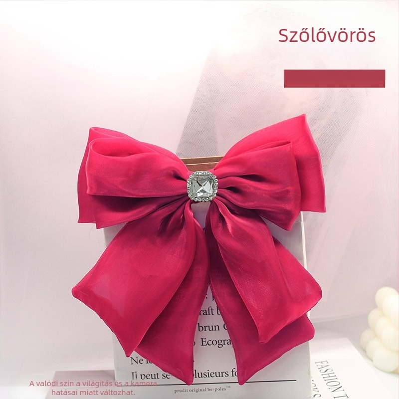 Nyakkendő-klip gallér virággal — hálós bojt, diagonális csokor, kétszintes dizájn, kristály a dekoltázson