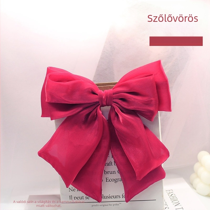 Nyakkendő-klip gallér virággal — hálós bojt, diagonális csokor, kétszintes dizájn, kristály a dekoltázson