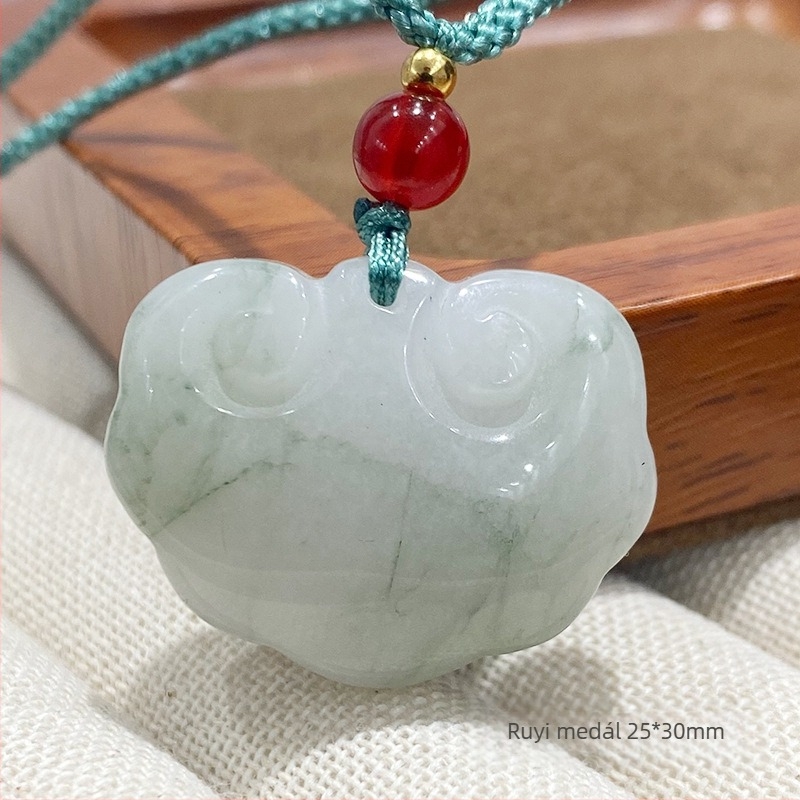 Tianshan jáde medál Ruyi Buddha dizájnnal, nyaklánc