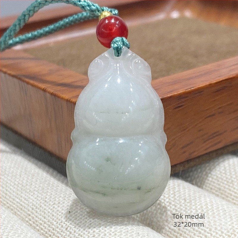 Tianshan jáde medál Ruyi Buddha dizájnnal, nyaklánc