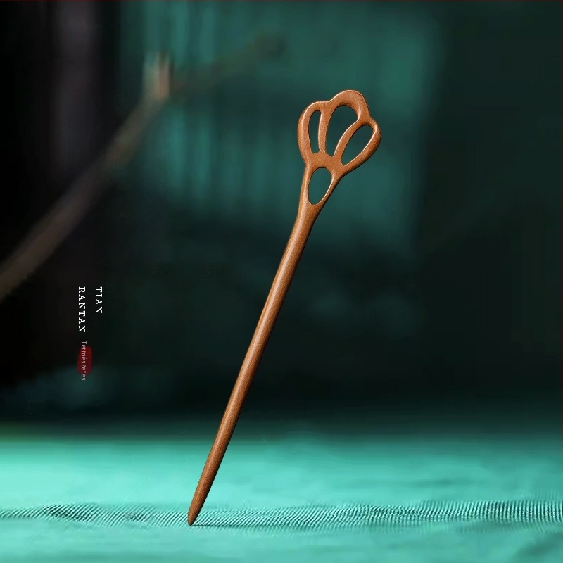 Fa fejfedő, természetes stílusú, virágos díszítéssel, eredet: Chongqing, megjelenés: 2024 tavasza.