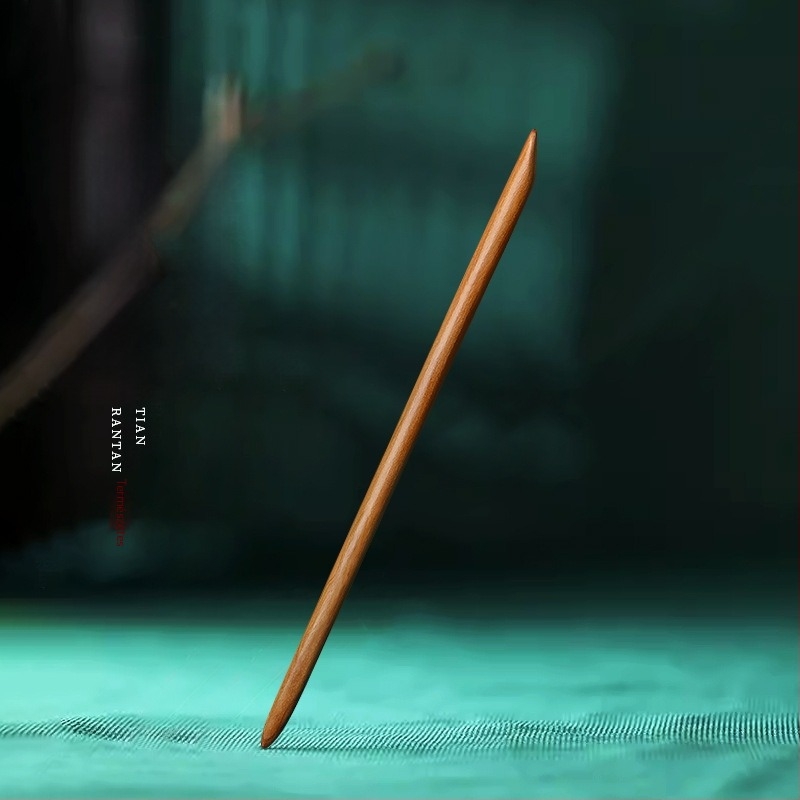 Fa fejfedő, természetes stílusú, virágos díszítéssel, eredet: Chongqing, megjelenés: 2024 tavasza.