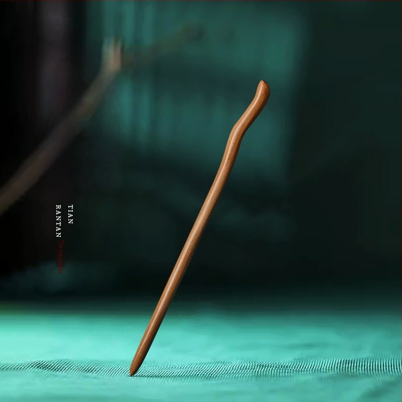 Fa fejfedő, természetes stílusú, virágos díszítéssel, eredet: Chongqing, megjelenés: 2024 tavasza.