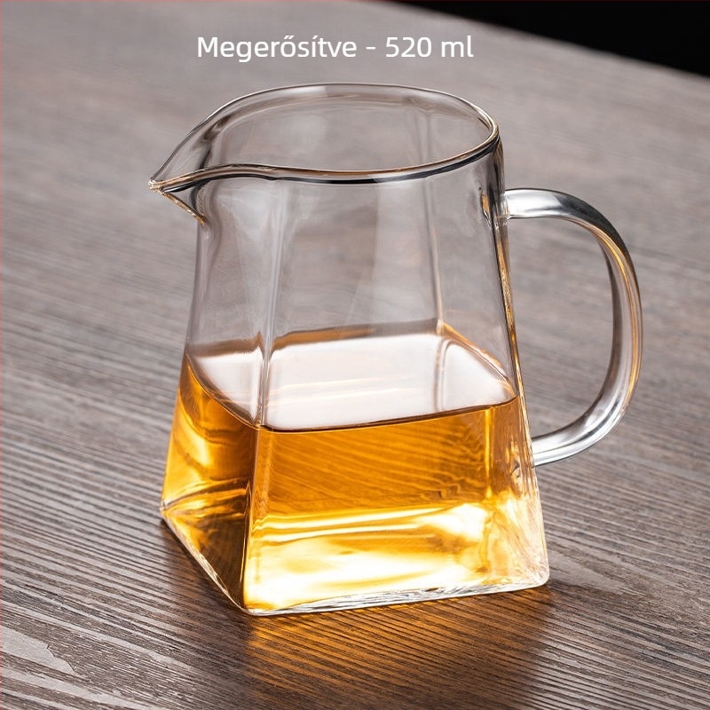 Hőálló, vastagított üvegből készült teáskészlet beépített teafilterrel és főzőszűrővel