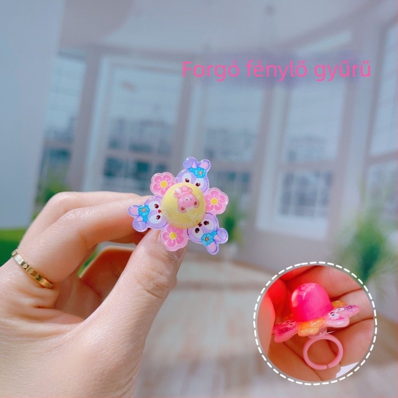 Gyermekeknek forgó gyűrű — műanyag/gyanta, rajzfilmszerű stílus, Lányos Hercegnő sorozat, logó nyomtatás lehetősége