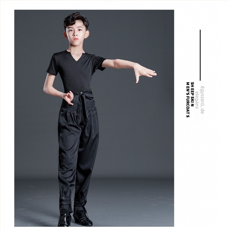 Fiú latin tánc előadására szolgáló készlet csíkos nadrággal, gyerekeknek edzőruha latin tánchoz, Milk Silk anyag, poliészter 50% és bélés 50% pamut