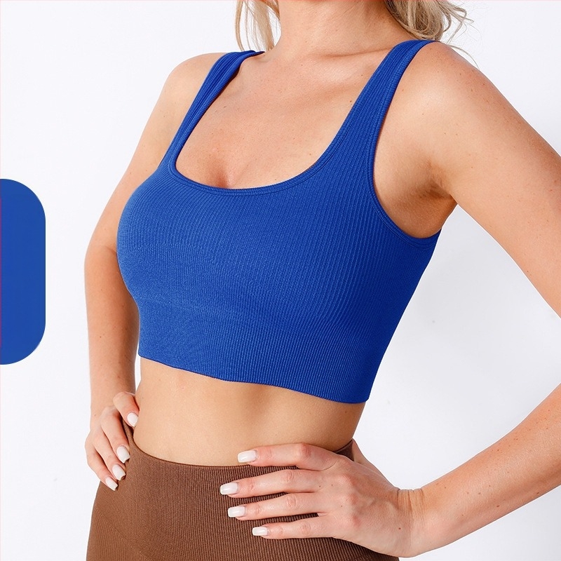 Beépített melltartóbetéttel ellátott sportos top – nagy hatású ütéscsillapítás, gyorsan száradó anyag, nylon + spandex, derékhossú, szűk szabás