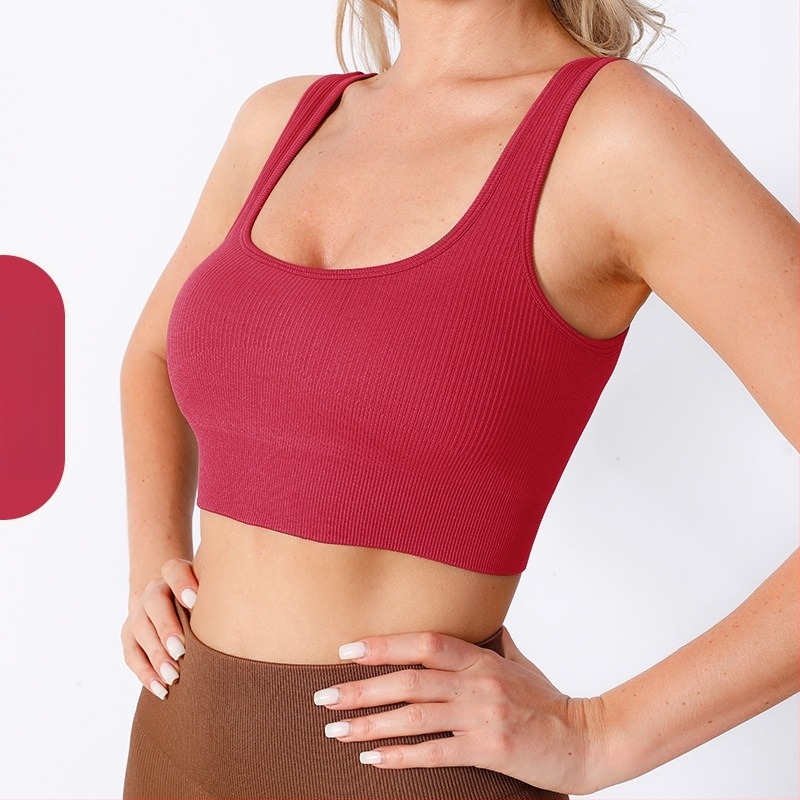 Beépített melltartóbetéttel ellátott sportos top – nagy hatású ütéscsillapítás, gyorsan száradó anyag, nylon + spandex, derékhossú, szűk szabás
