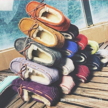 Női bőr slip-on mokaszín shearling béléssel, gyapjú belsővel, lapos talpú, nagy méretek