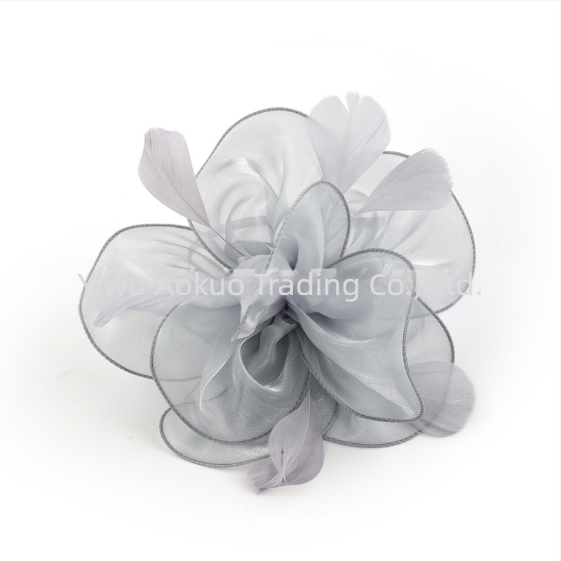 Esküvői tollas hajdísz, vintage stílus, kézi készítés, őszi 2023