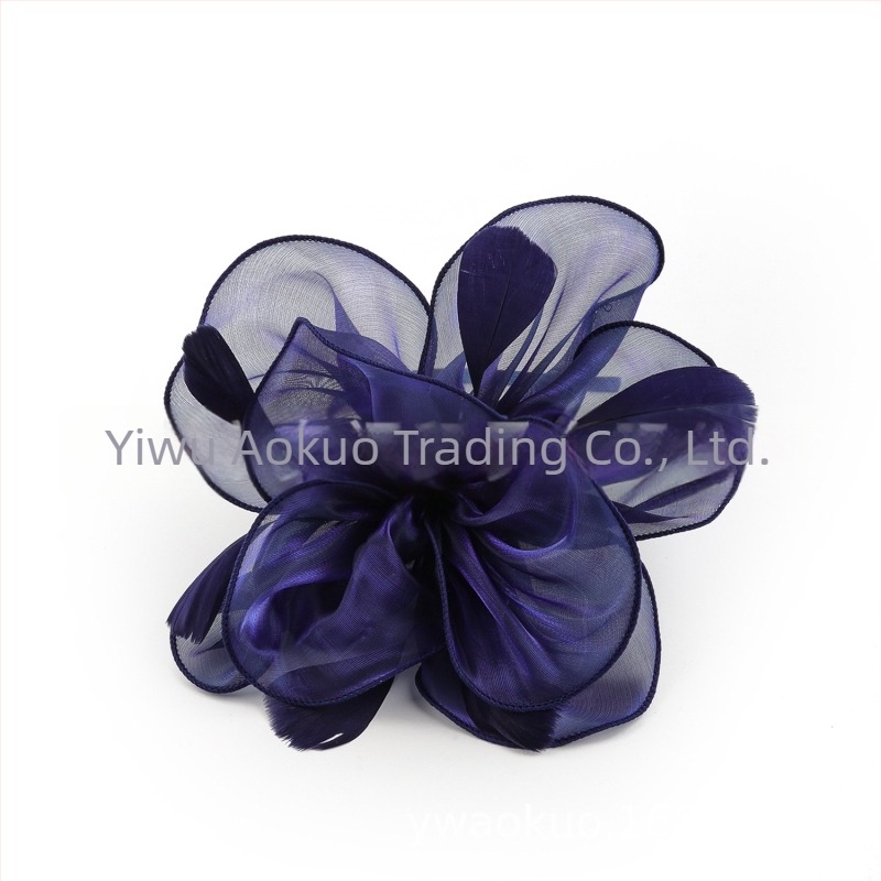 Esküvői tollas hajdísz, vintage stílus, kézi készítés, őszi 2023