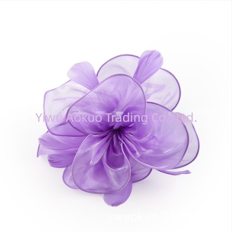 Esküvői tollas hajdísz, vintage stílus, kézi készítés, őszi 2023