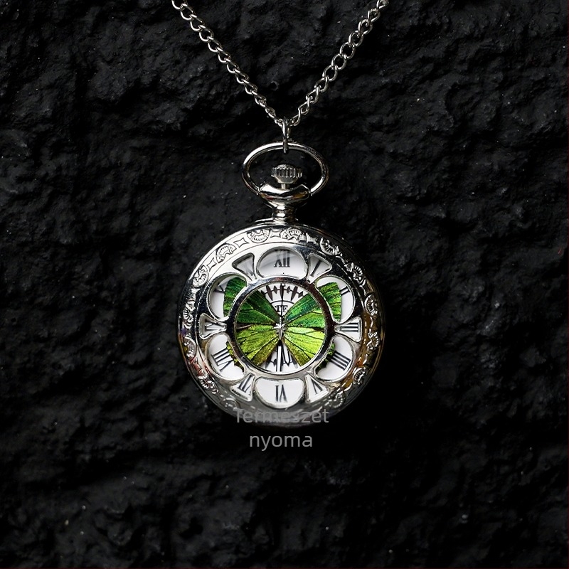 Mozgó, valódi pillangó-példányos zsebóra, ideális ajándék lányoknak és barátnőknek (Elektronikus működés; 35 m vízállóság; szilikon tokkal; kör alakú számlap; ABS üveg)