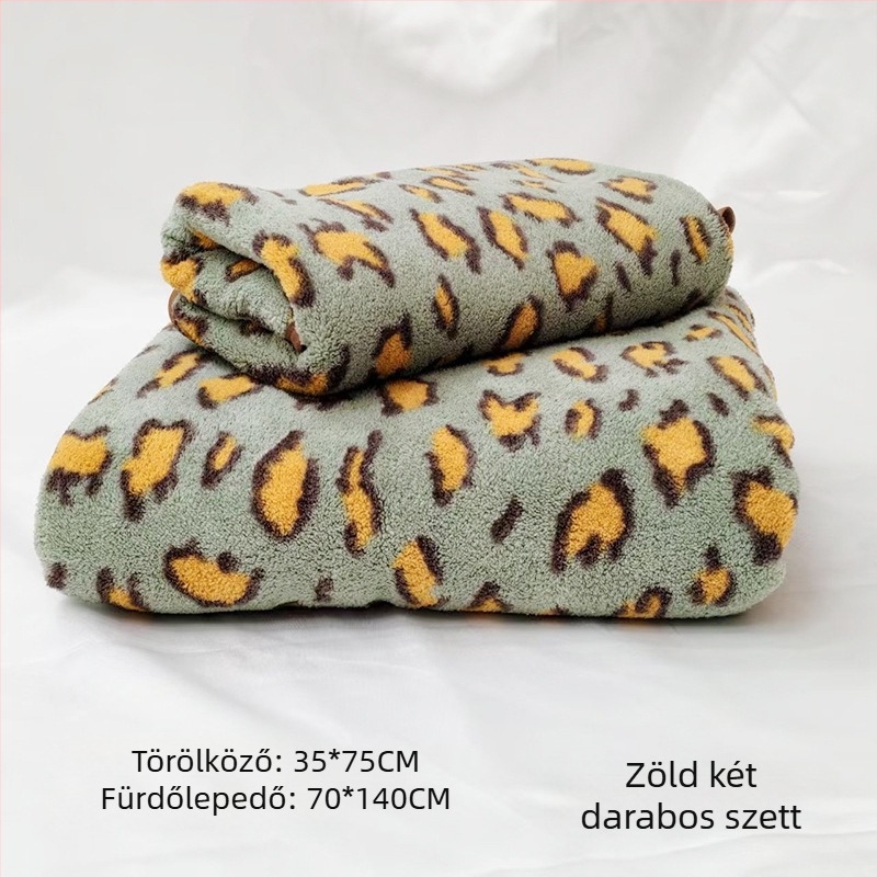 Leopárd mintás korall fleece fürdőlepedő, akasztóval, 150D, kevesebb mint 100 g