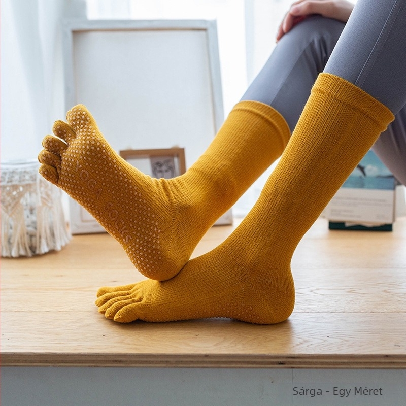 Pamut anti-slip jóga zokni, magas cső, nőknek 18-40 év, ősz-tél beltéri edzés, 70-80% pamut