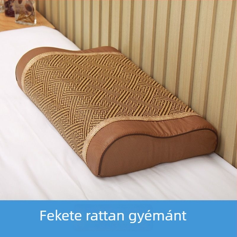 Pamut párnahuzat, egyszerű szövésű, reaktív festéssel, modern minimalista stílus.