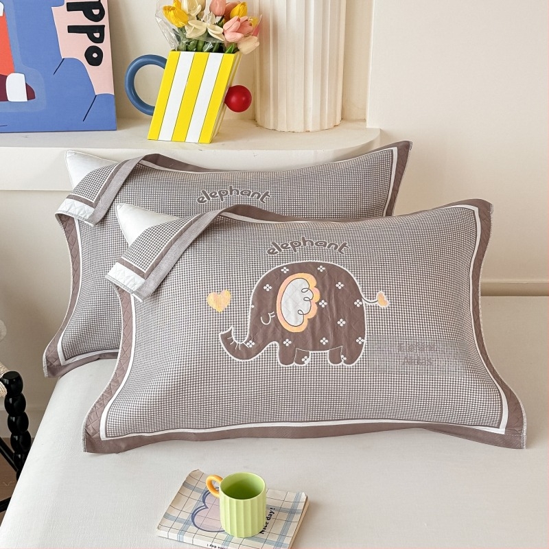 Párnahuzat — bőrbarát, puha és kényelmes (poliszter rost; otthoni használatra és diákszállásokra)