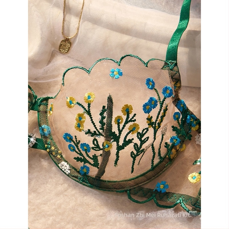 Francia stílusú csipkés melltartó készlet, kosár 3/4, merevítővel, formázatlan kosár, hátsó zárás, rögzített pántok