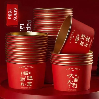 Egyszer használatos papírtál aranyfóliával a tavaszi ünnepi családi étkezésekhez; anyag: papír + PE film; eltarthatóság: 12 hónap; kategória: egyszer használatos tál