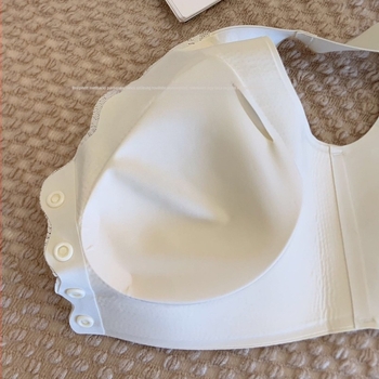 Szoptatós melltartó elöl gombos, mellény-stílusú, vékony formázott kosarak, nylon anyagú, légáteresztő támogatás